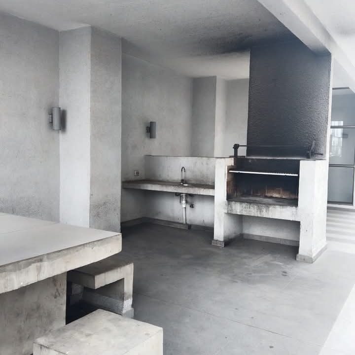 En Santiago, venta de un gran depto. amoblado sector central