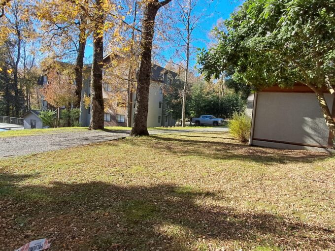 Pucón, arriendo 1D 1B 1E año corrido, condominio camino al volcán Km1.cercano al centro